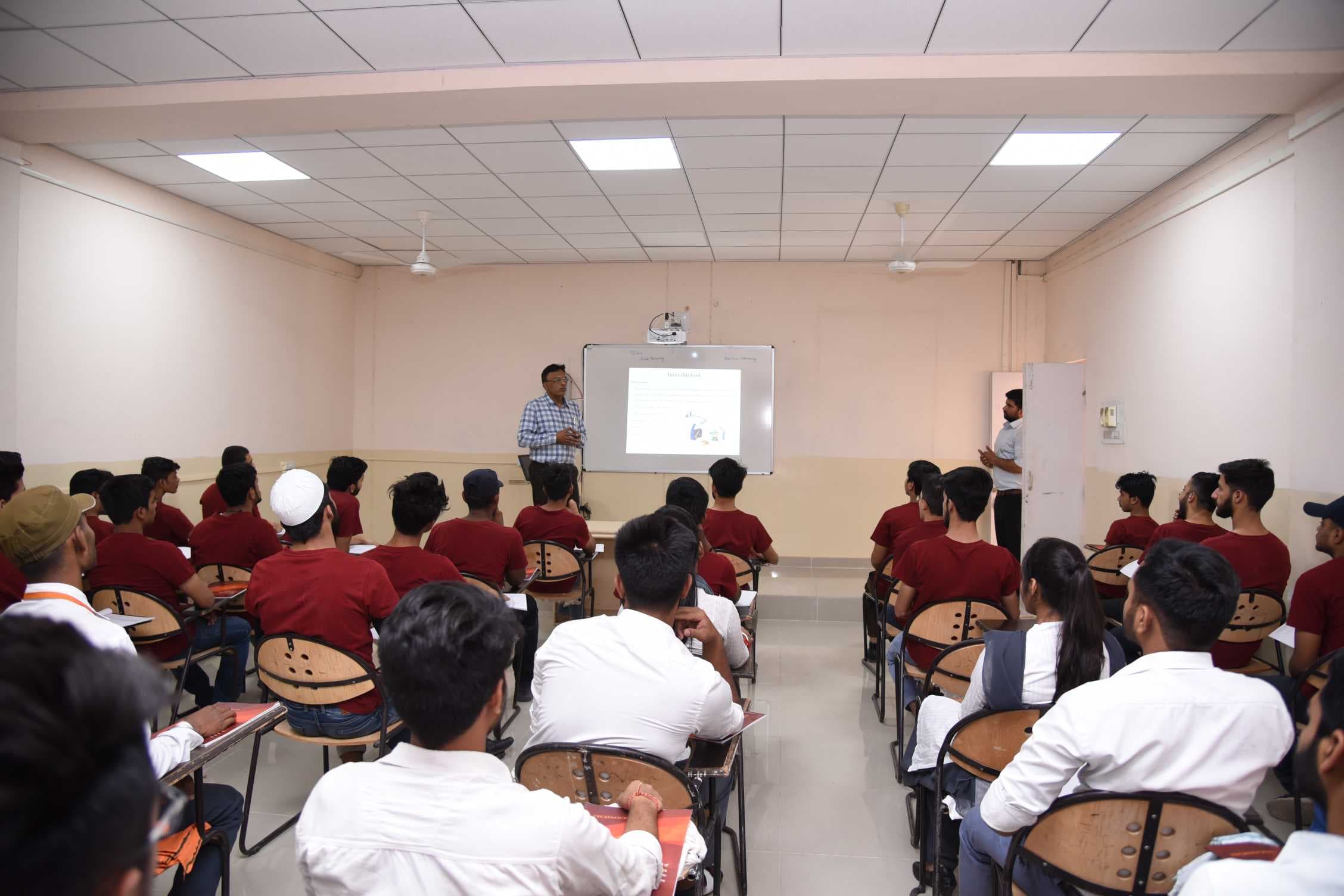 Technocrats Institute of Technology Bhopal Classroom photo 28